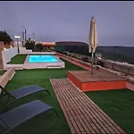 Lucrecia فيلة *